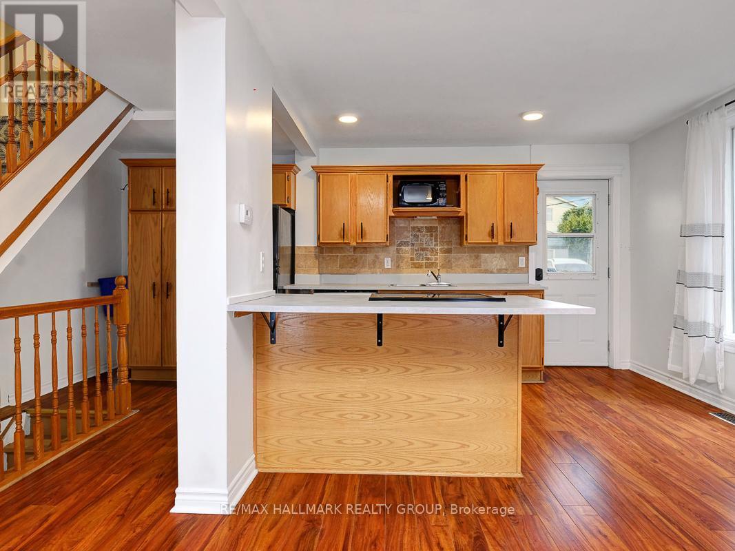 193 Gladu Street, Ottawa, ON - Indoor Photo Showing Kitchen