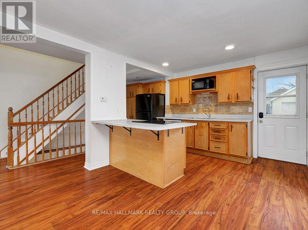 193 Gladu Street, Ottawa, ON - Indoor Photo Showing Kitchen