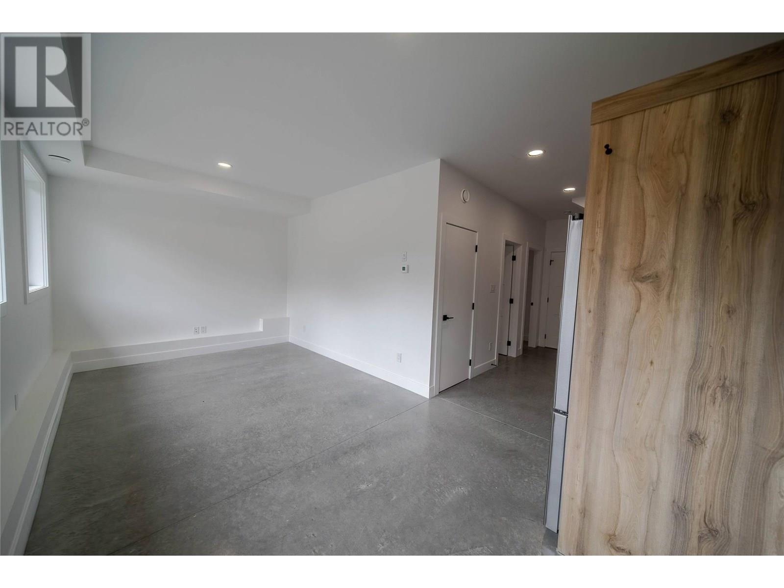 2 Huckleberry Place, Fernie, BC - Indoor Photo Showing Other Room