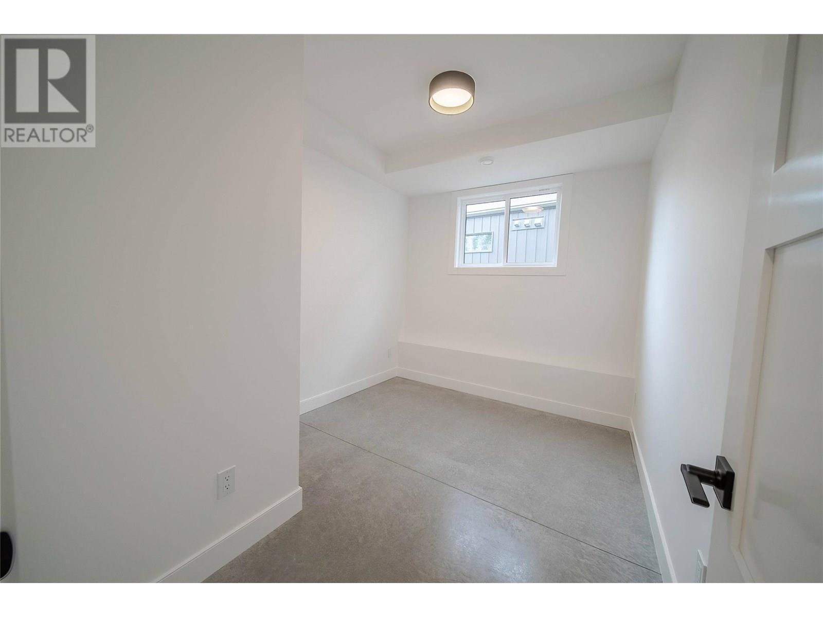 2 Huckleberry Place, Fernie, BC - Indoor Photo Showing Other Room