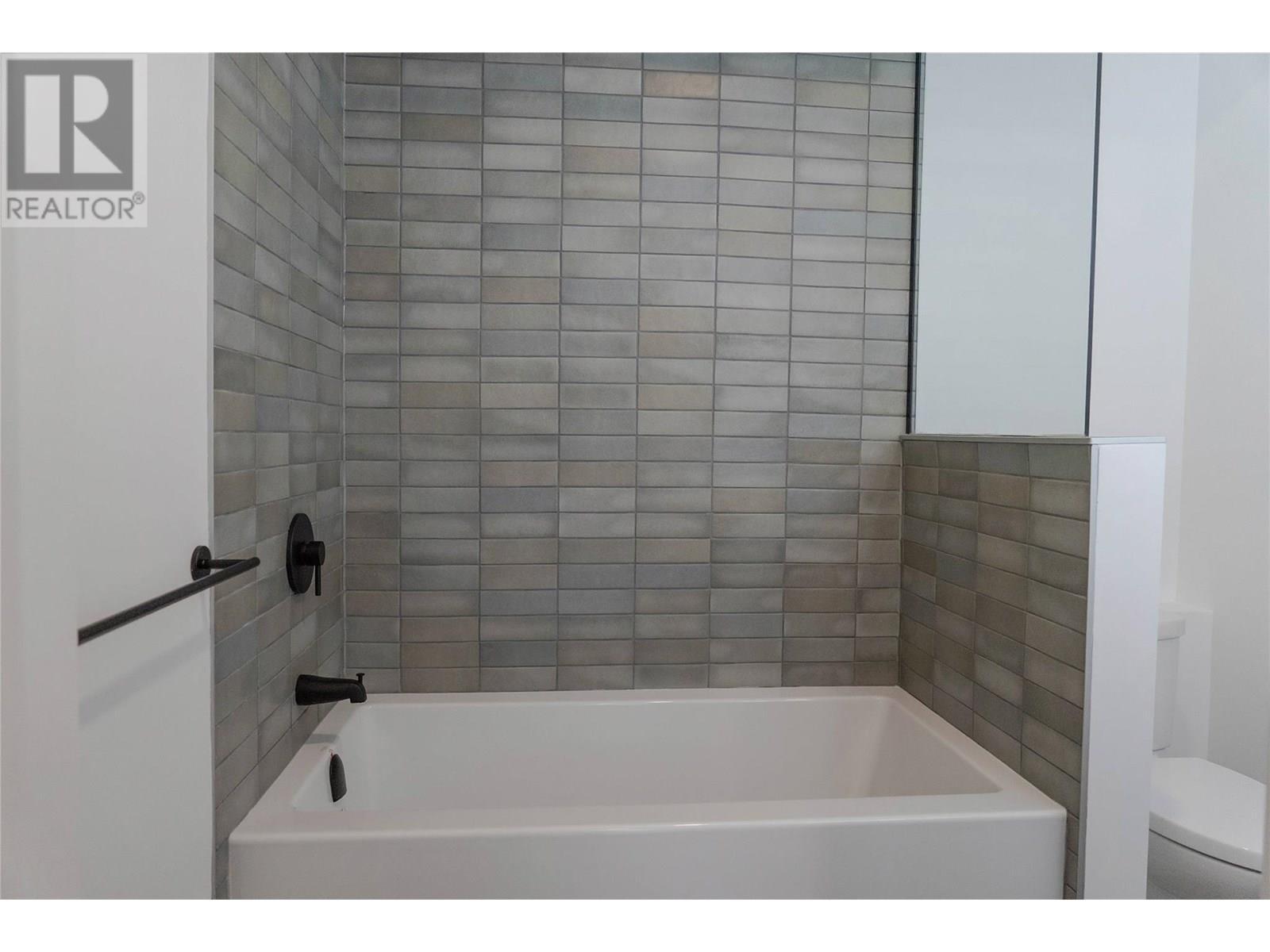 2 Huckleberry Place, Fernie, BC - Indoor Photo Showing Bathroom