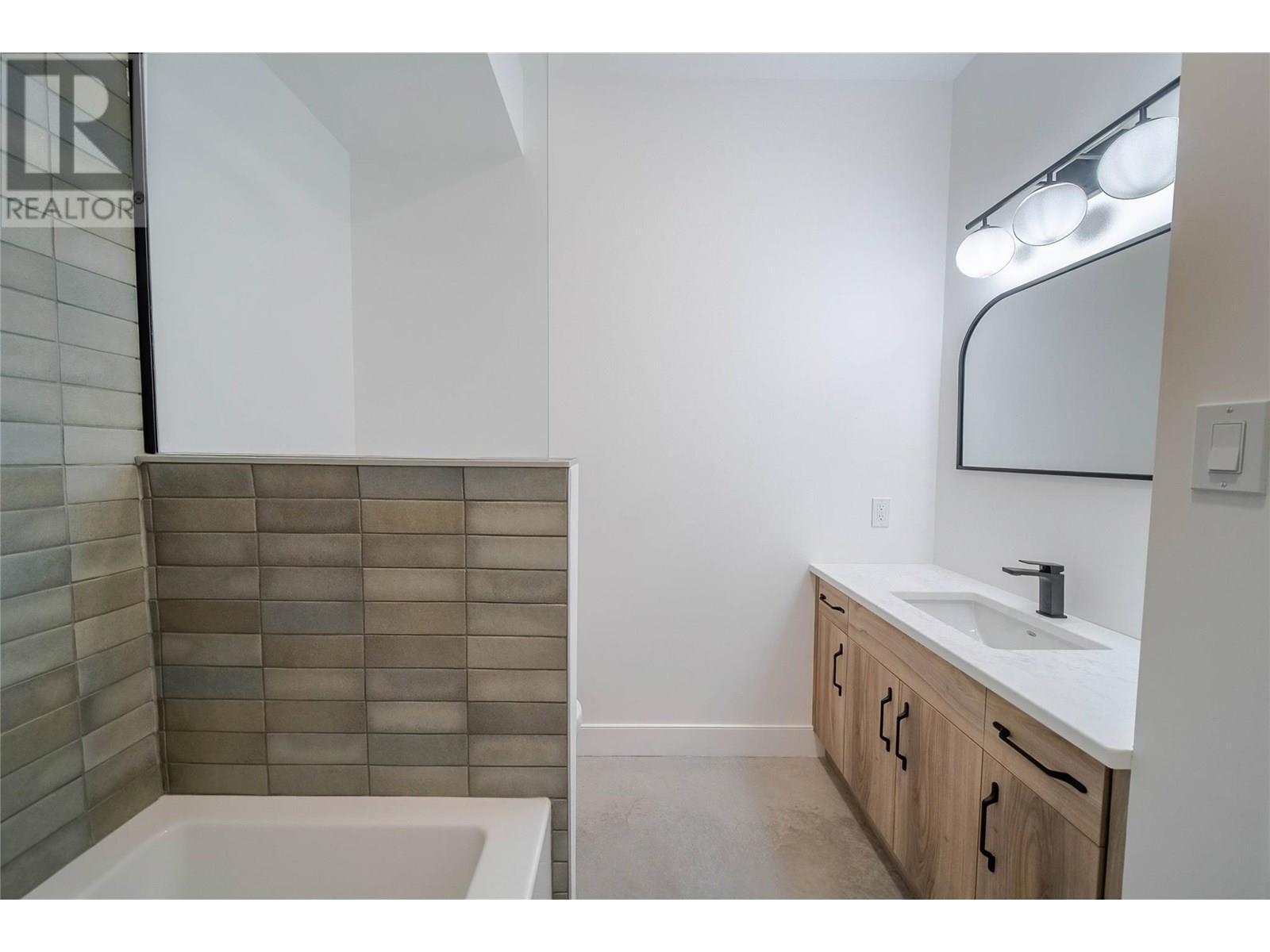 2 Huckleberry Place, Fernie, BC - Indoor Photo Showing Bathroom