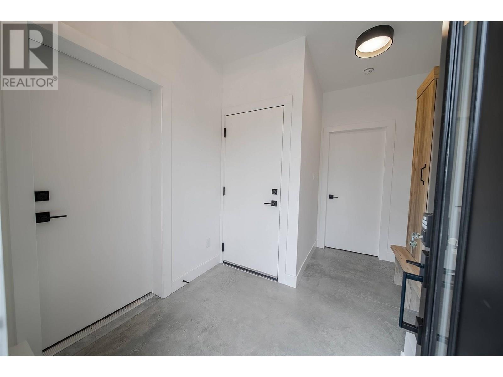 2 Huckleberry Place, Fernie, BC - Indoor Photo Showing Other Room