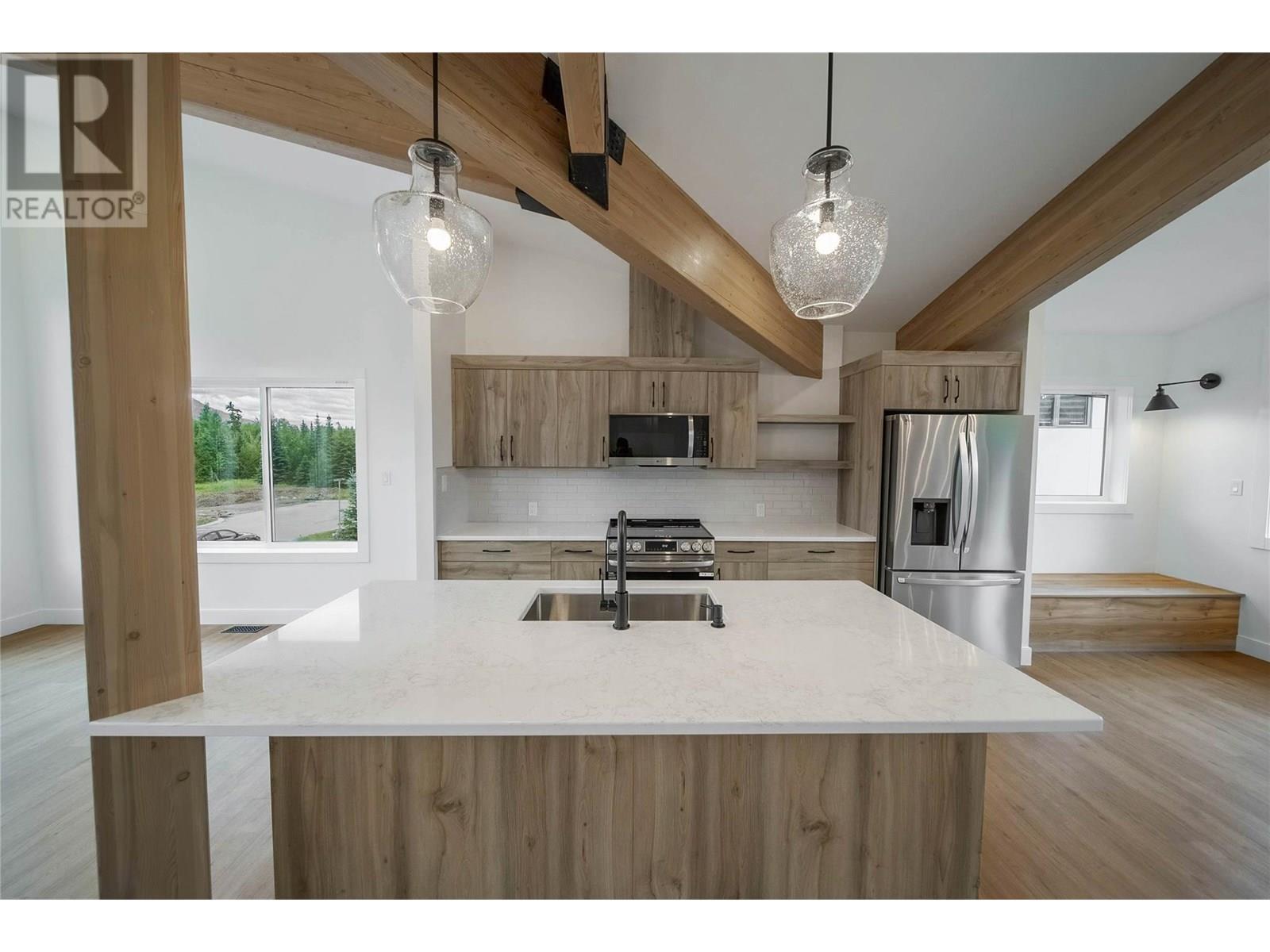 2 Huckleberry Place, Fernie, BC - Indoor Photo Showing Kitchen With Upgraded Kitchen