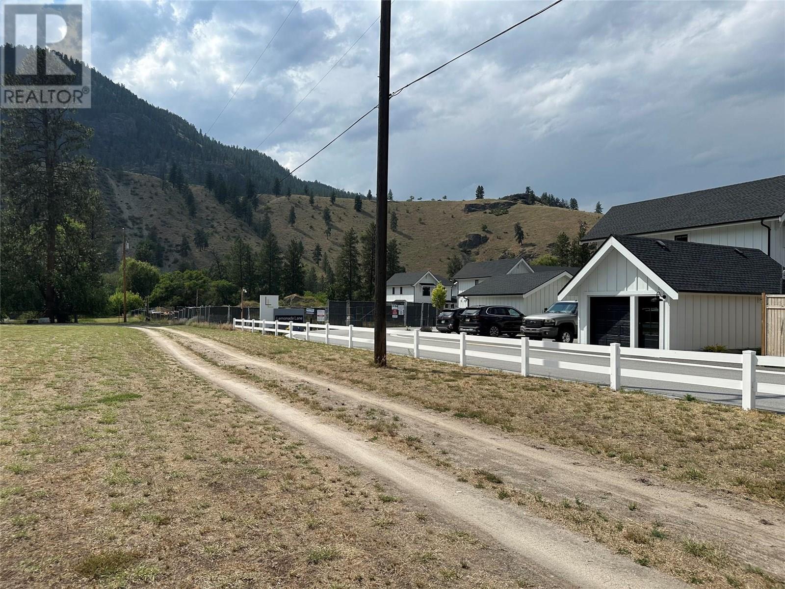 1348 Cedar Street, Okanagan Falls, BC - Outdoor