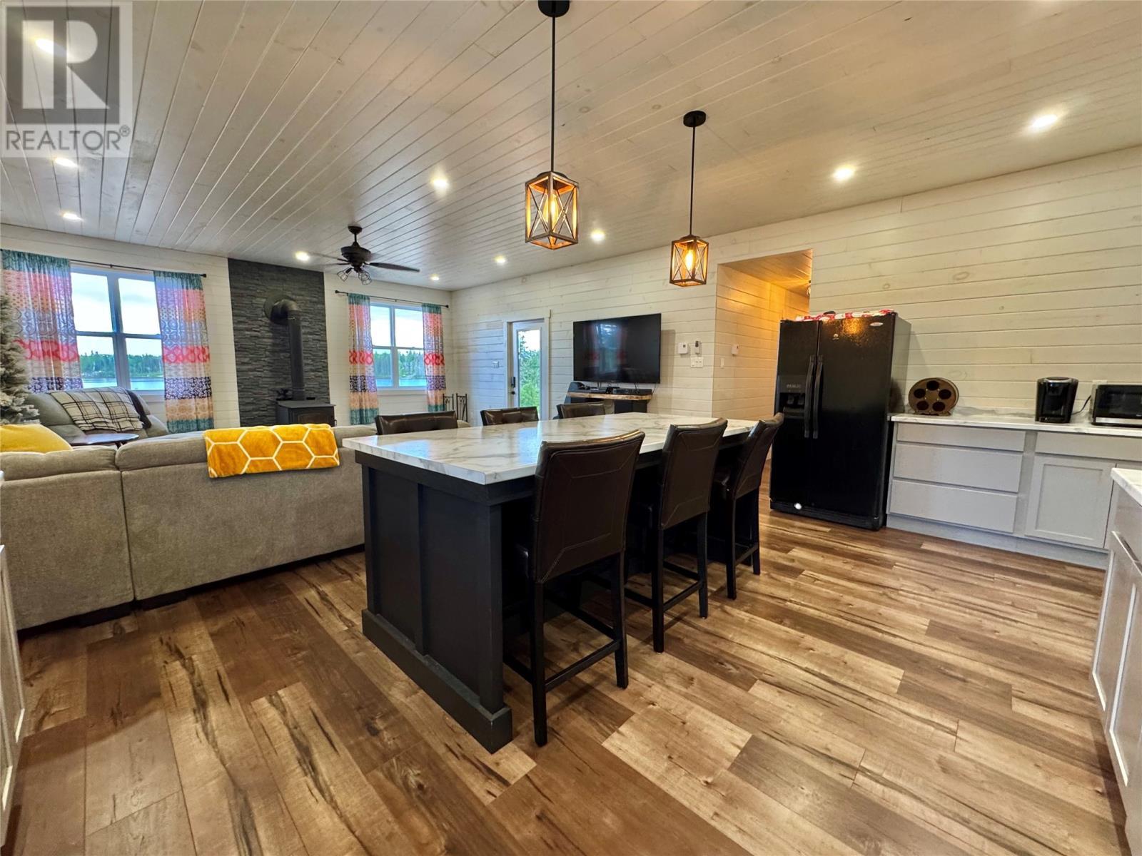 0 Pikes Pond, Gander, NL - Indoor