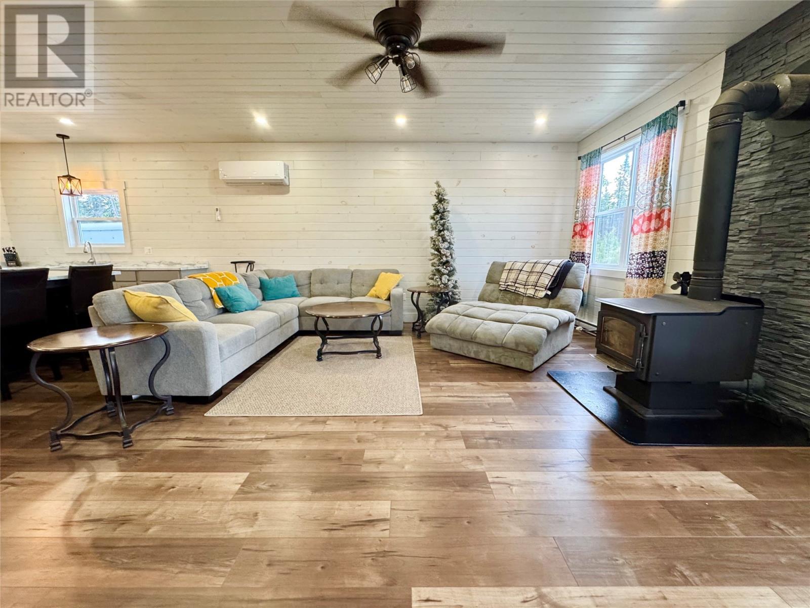 0 Pikes Pond, Gander, NL - Indoor