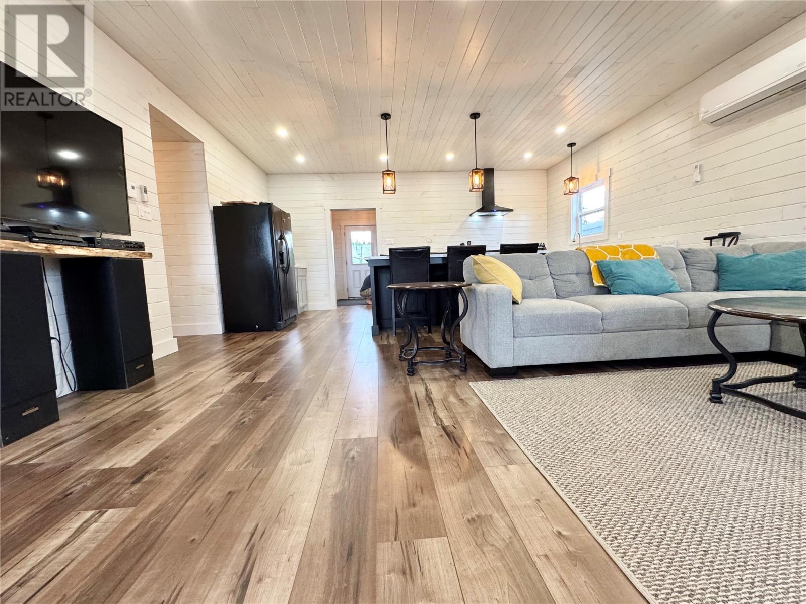 0 Pikes Pond, Gander, NL - Indoor Photo Showing Living Room