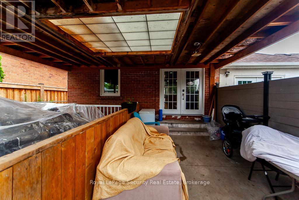 44 Woodgate Drive, Toronto, ON - With Exterior