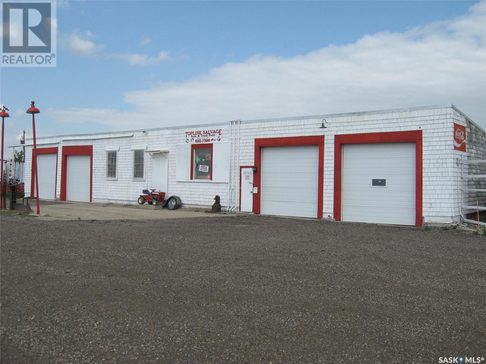 Top Line Salvage, Moose Jaw Rm No. 161, SK