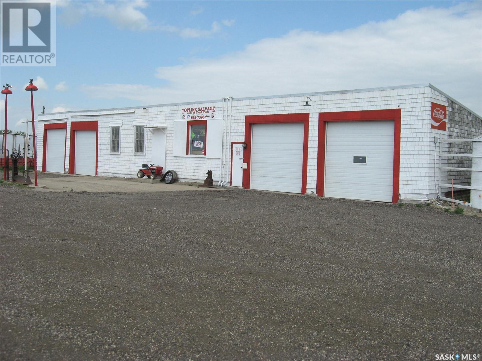 Top Line Salvage, Moose Jaw Rm No. 161, SK