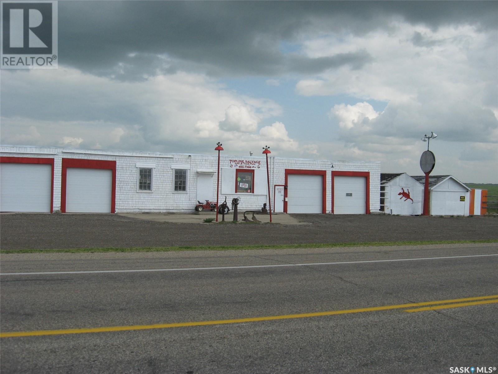 Top Line Salvage, Moose Jaw Rm No. 161, SK