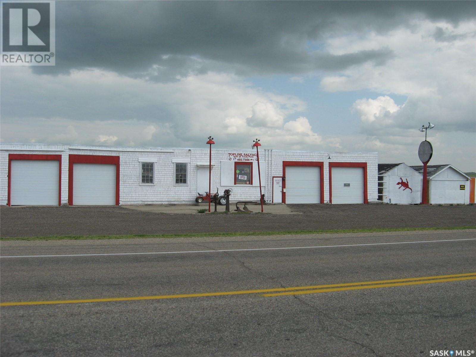 Top Line Salvage, Moose Jaw Rm No. 161, SK