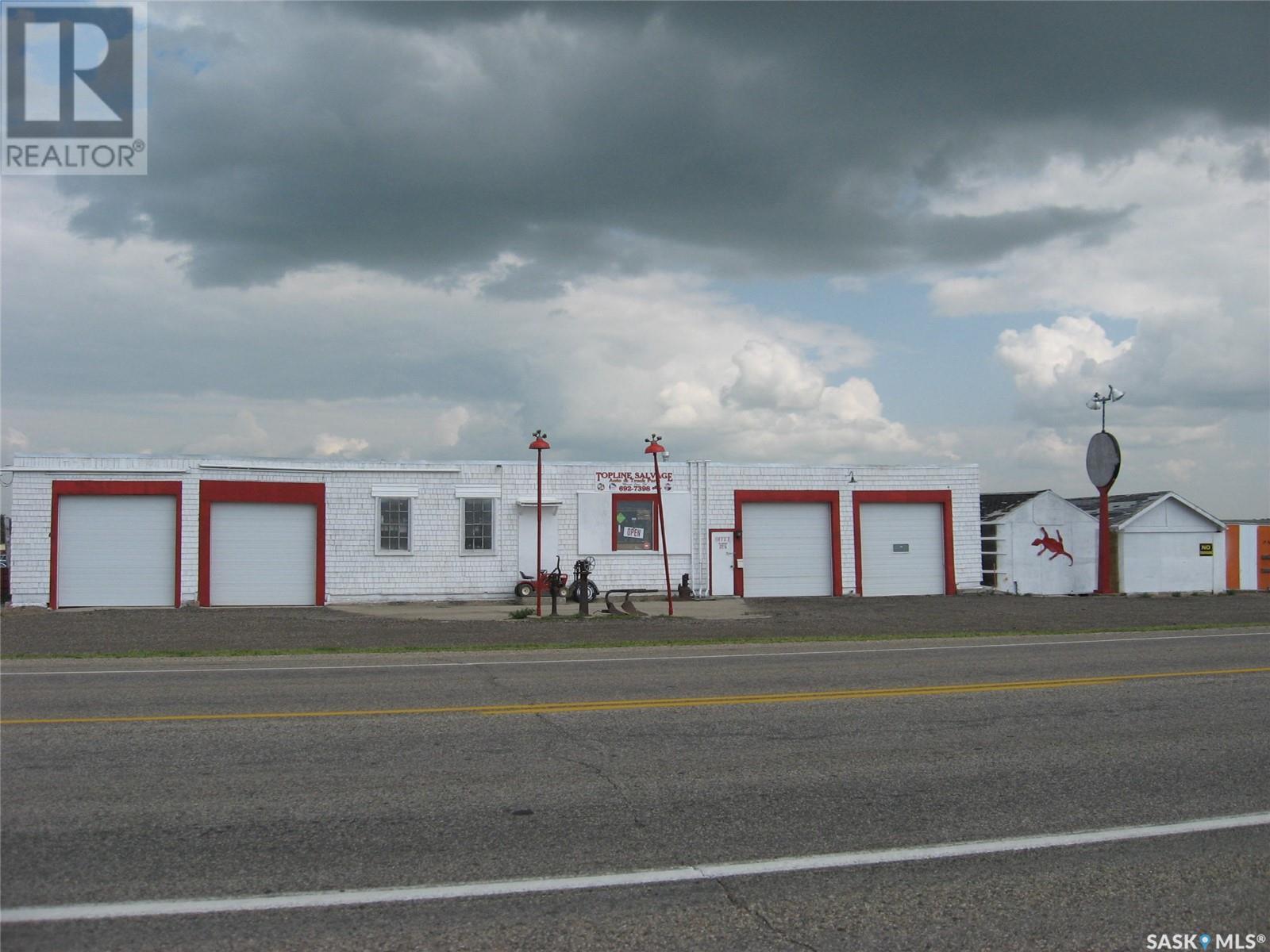 Top Line Salvage, Moose Jaw Rm No. 161, SK