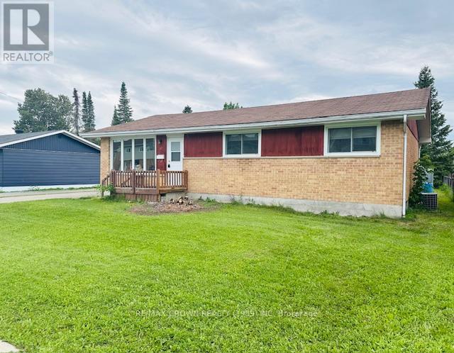 12 Winnipeg Street, Kapuskasing, ON - Outdoor