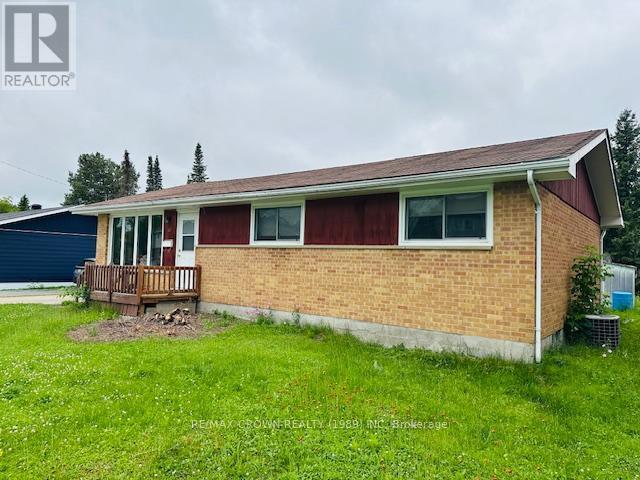 12 Winnipeg Street, Kapuskasing, ON - Outdoor
