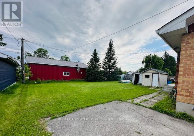 12 Winnipeg Street, Kapuskasing, ON - Outdoor