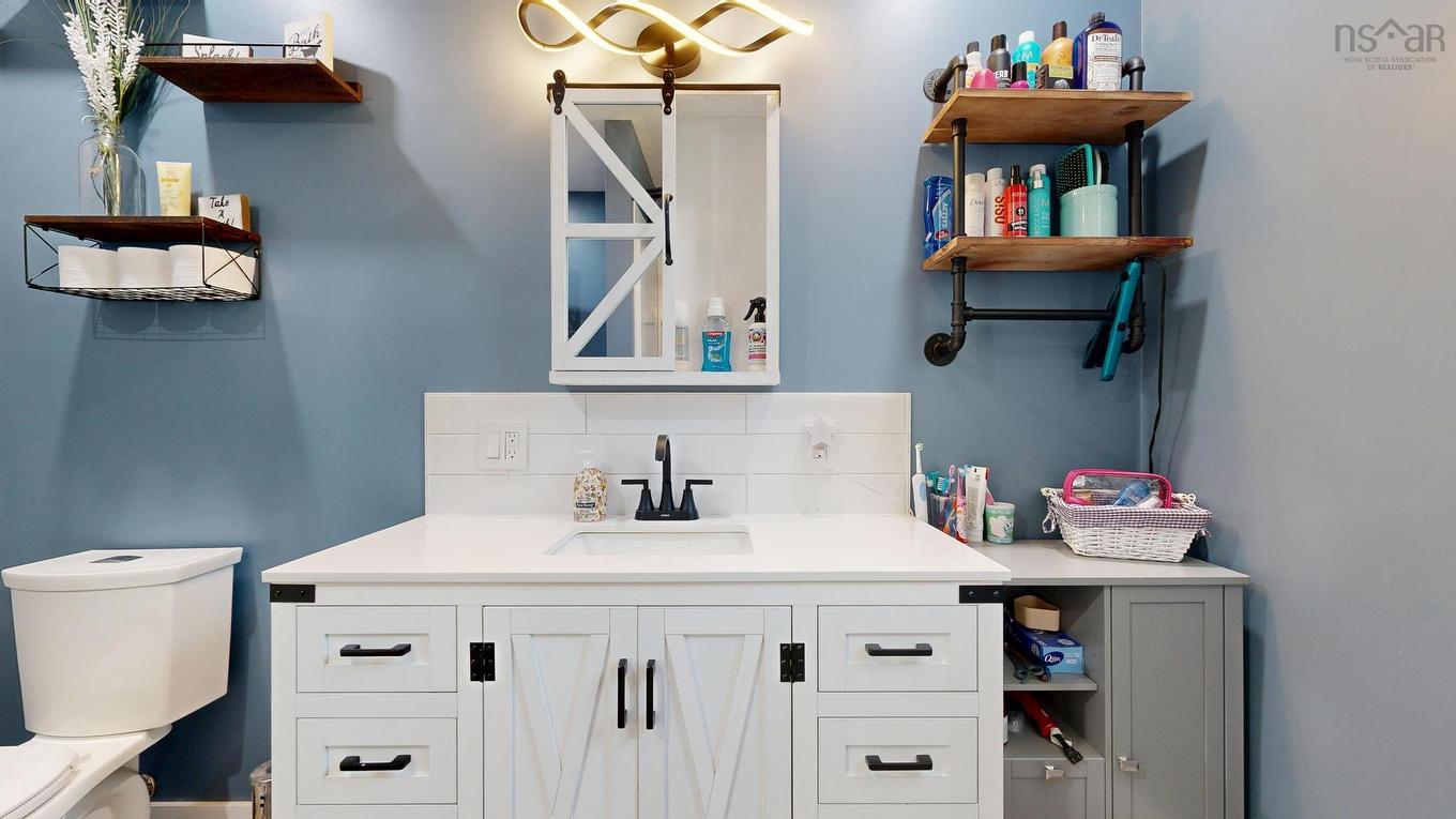 67 Oak Lane, Clyde River, NS