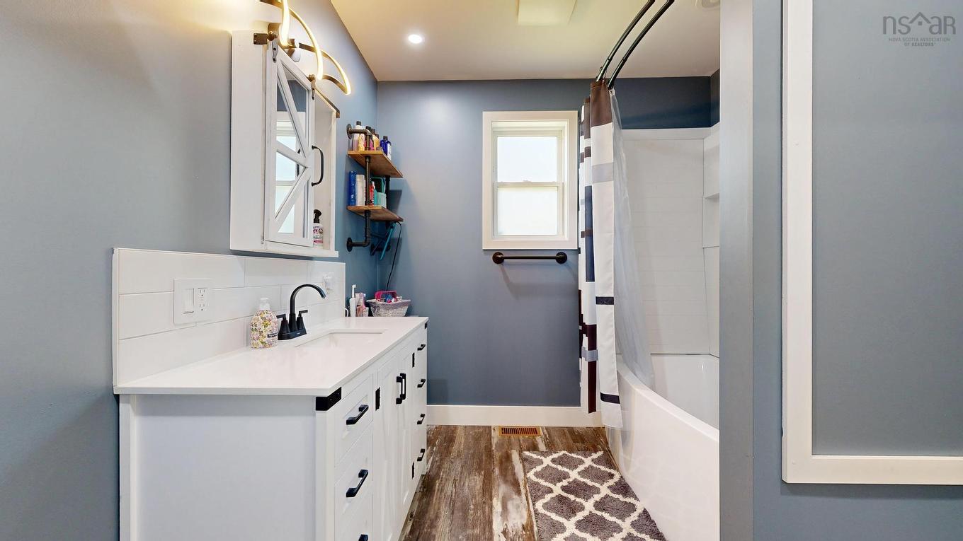 67 Oak Lane, Clyde River, NS