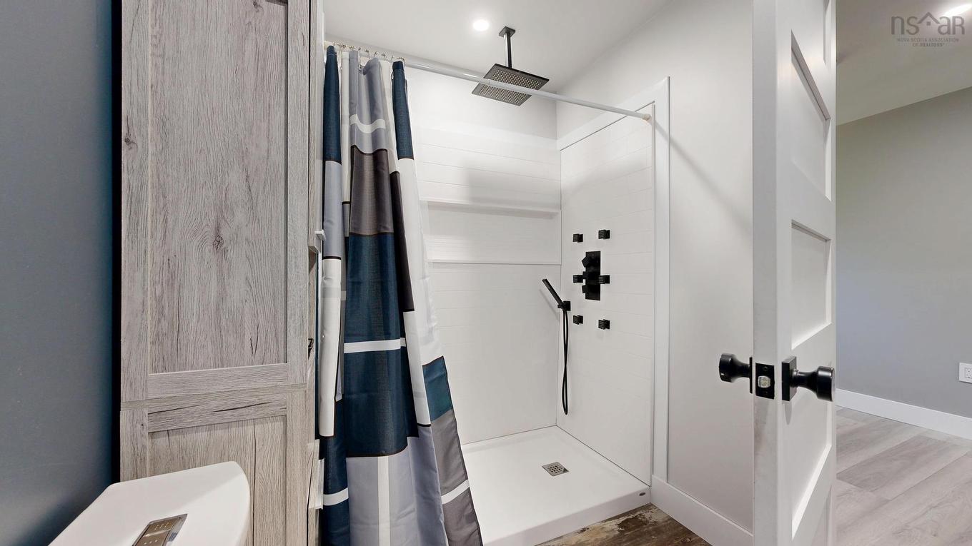 67 Oak Lane, Clyde River, NS