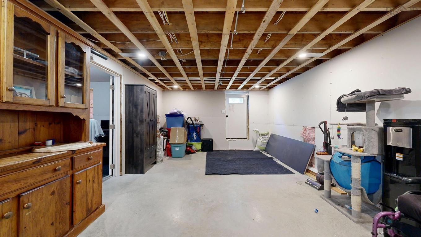 67 Oak Lane, Clyde River, NS