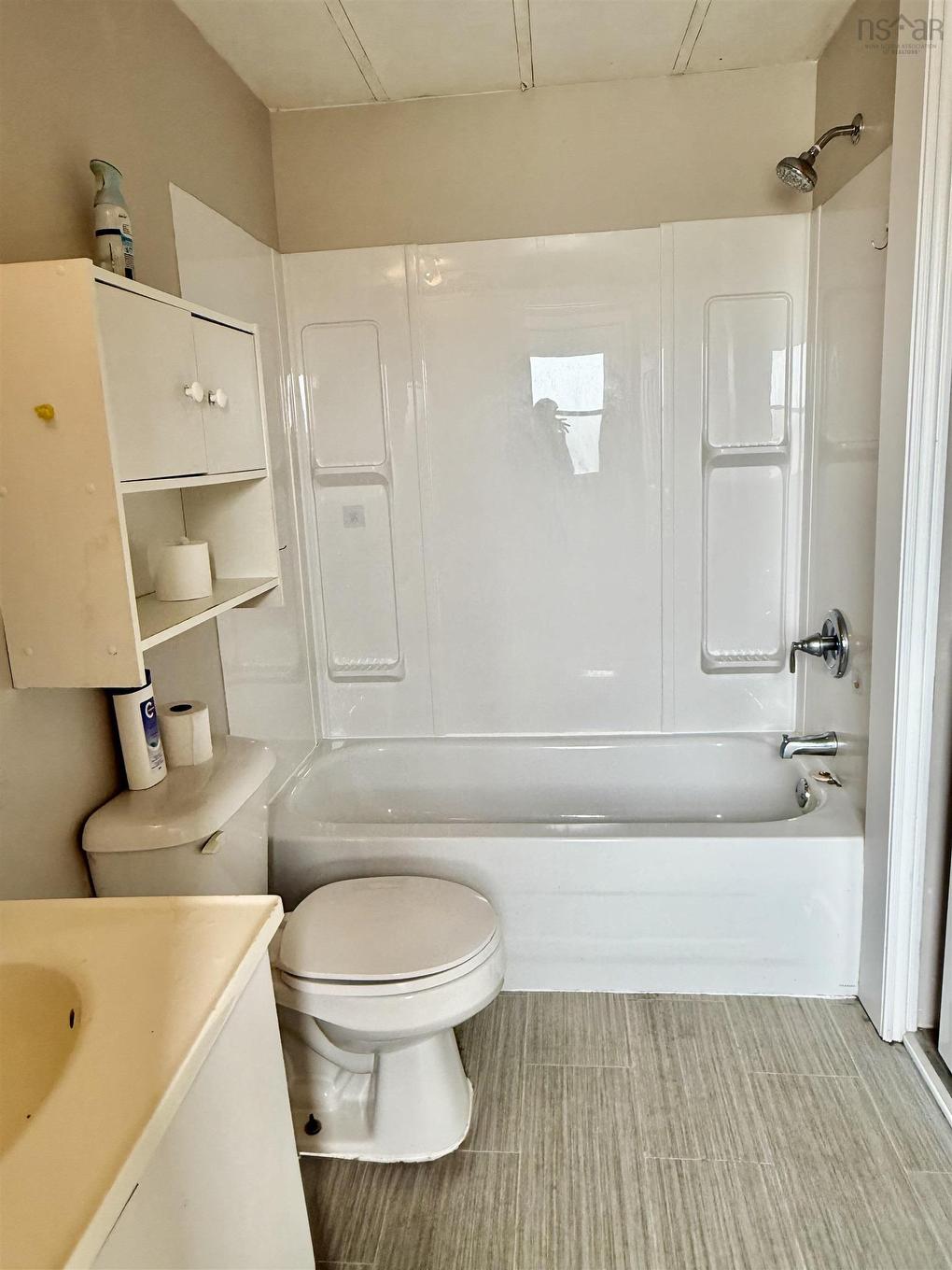 25 George Street, Clark'S Harbour, NS