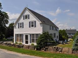 158 Prince Street Chester, NS B0J 1J0