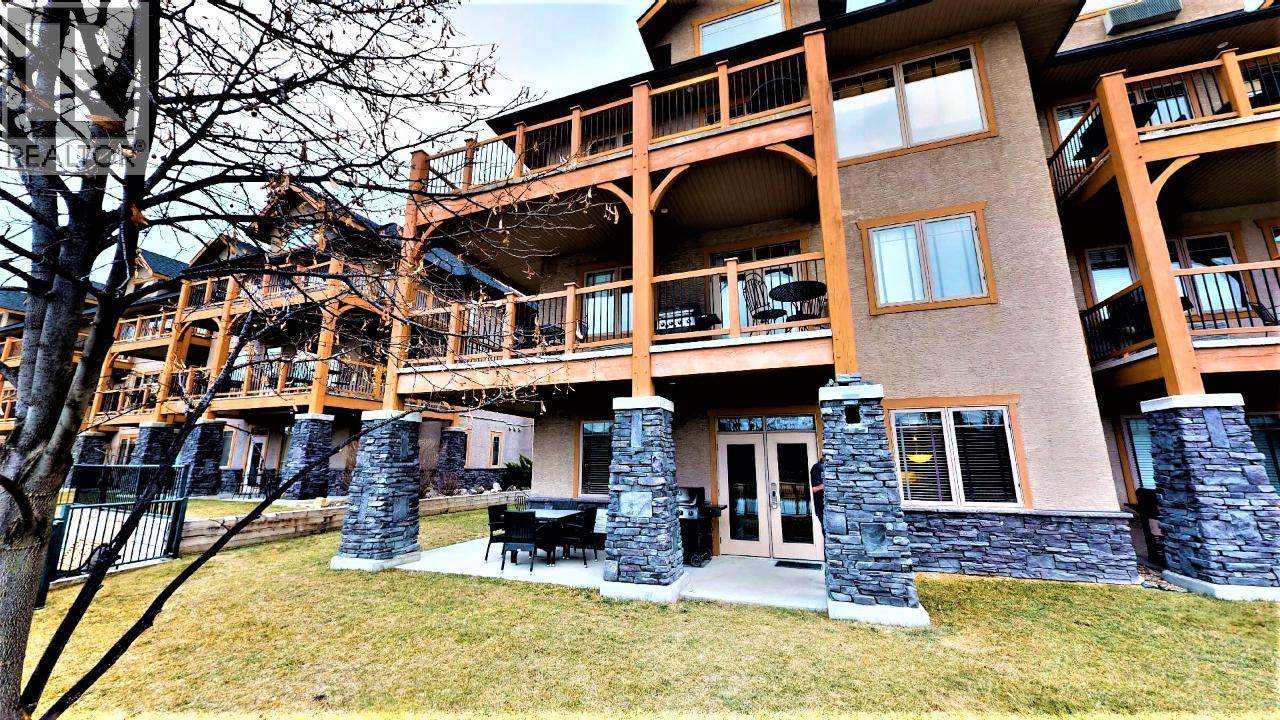 400 Bighorn Boulevard Unit# 416 F, Radium Hot Springs, BC - Outdoor