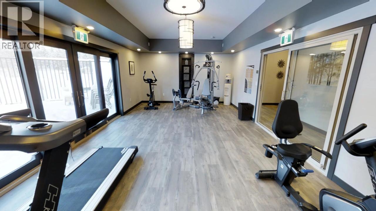 400 Bighorn Boulevard Unit# 416 F, Radium Hot Springs, BC - Indoor Photo Showing Gym Room