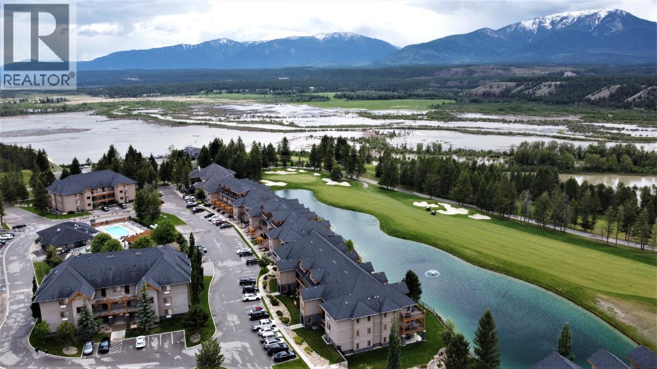 400 Bighorn Boulevard Unit# 416 F, Radium Hot Springs, BC - Outdoor With View