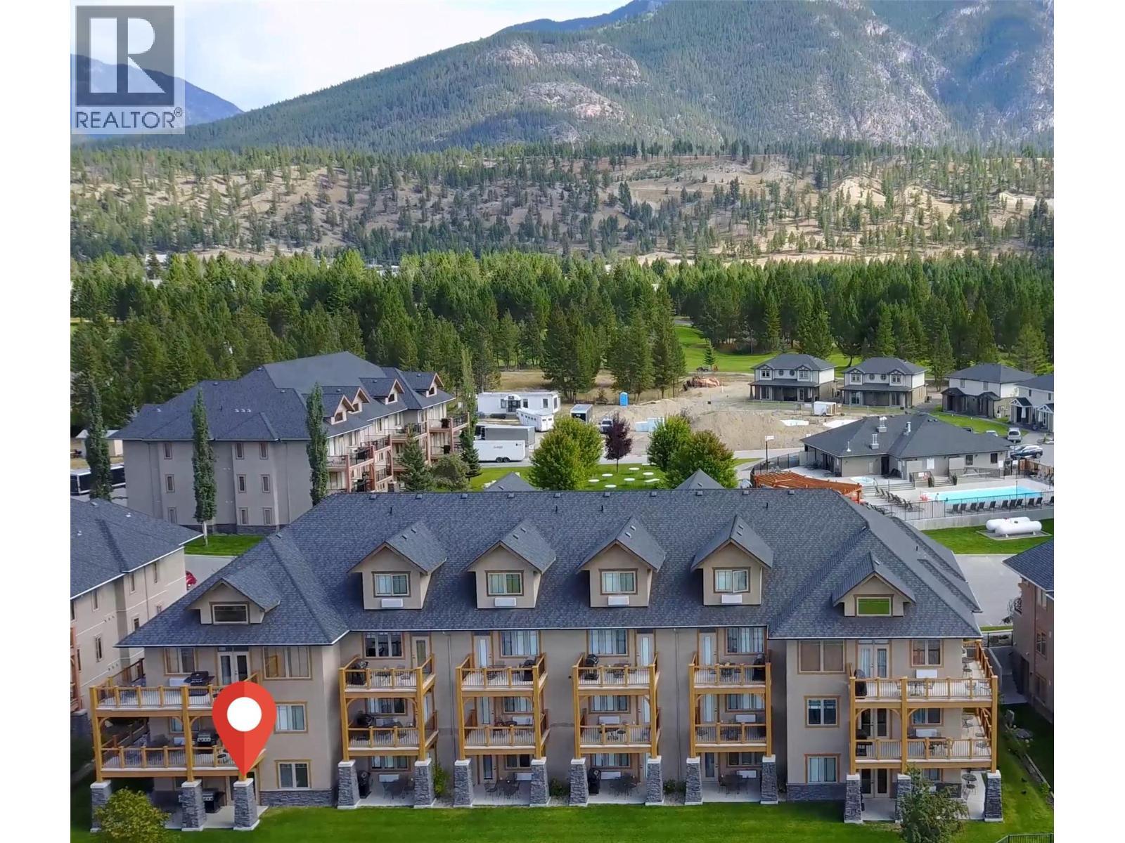 400 Bighorn Boulevard Unit# 416 F, Radium Hot Springs, BC - Outdoor With View