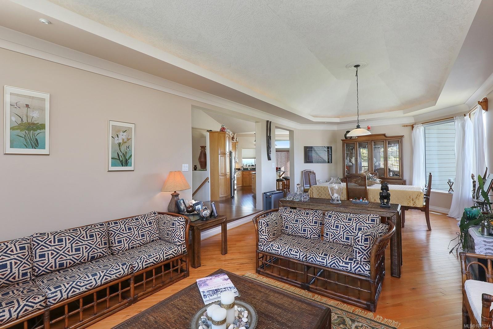 1437 Valley View Dr, Courtenay, BC