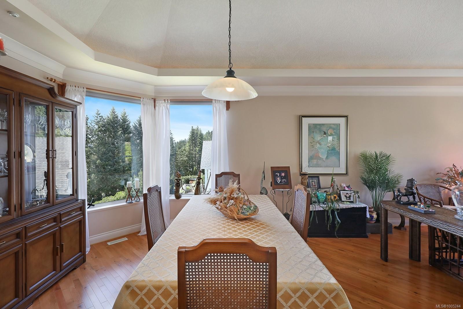 1437 Valley View Dr, Courtenay, BC