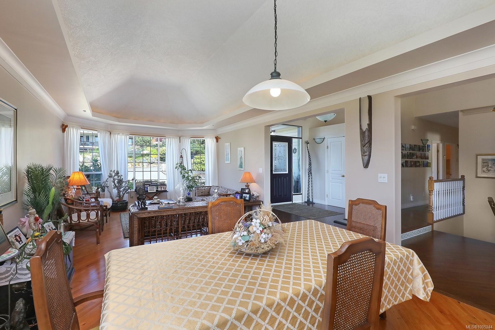 1437 Valley View Dr, Courtenay, BC