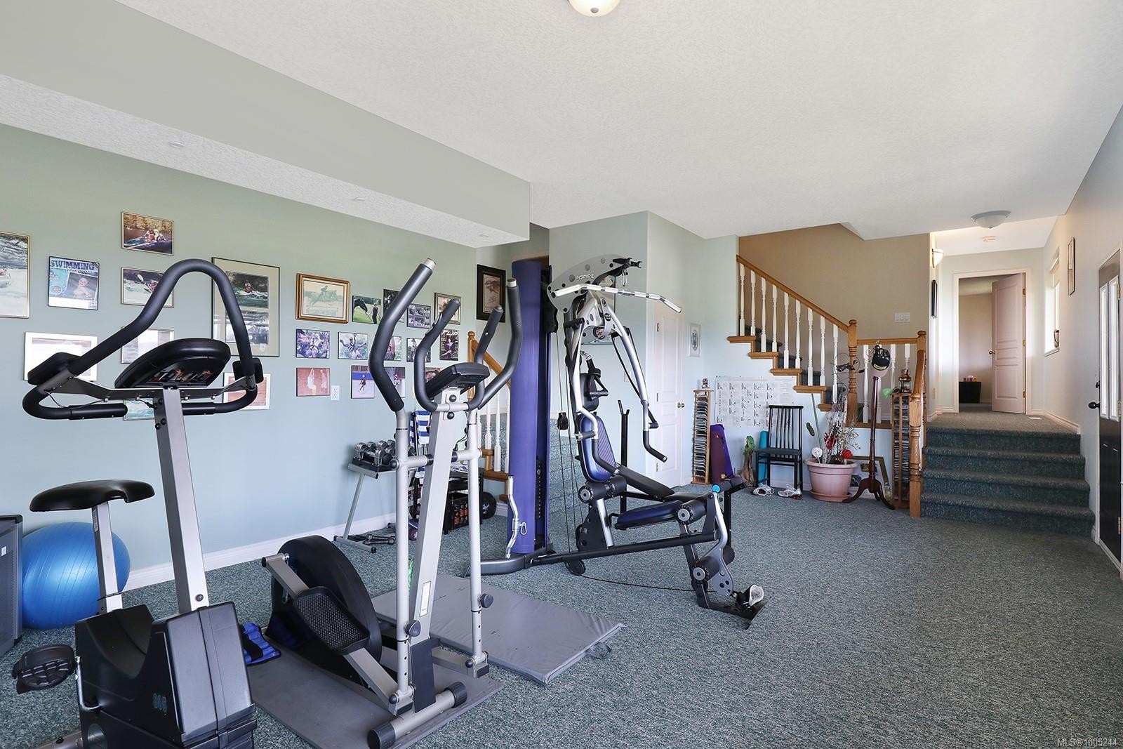 1437 Valley View Dr, Courtenay, BC