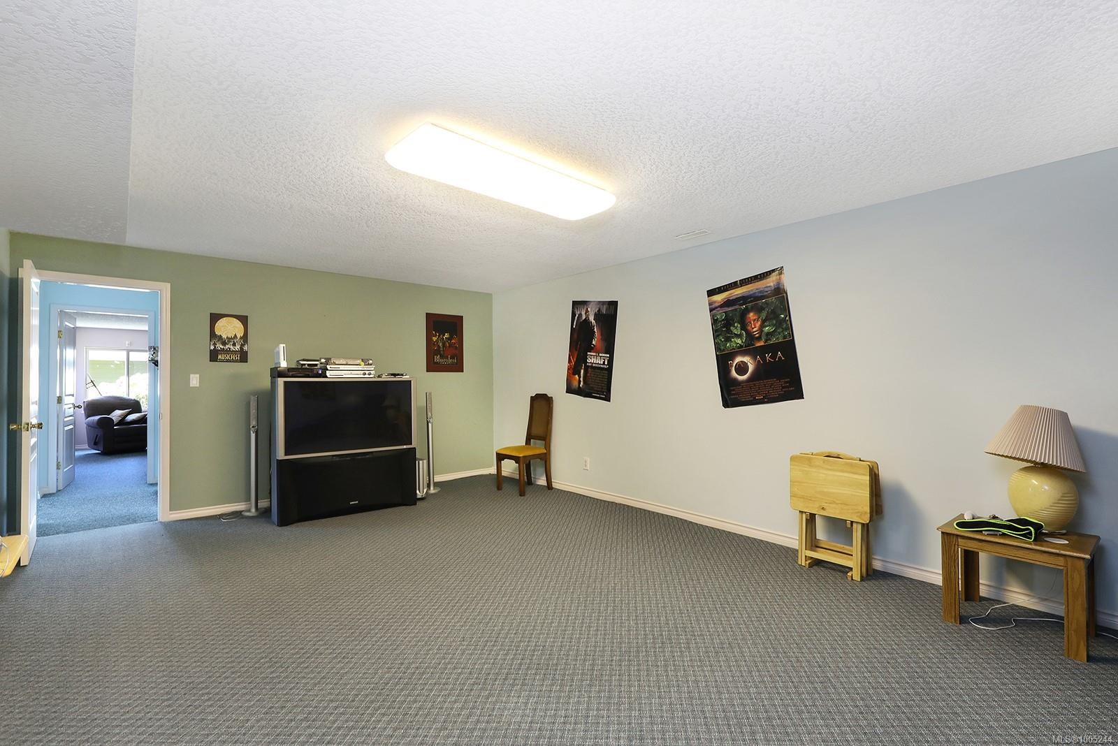 1437 Valley View Dr, Courtenay, BC