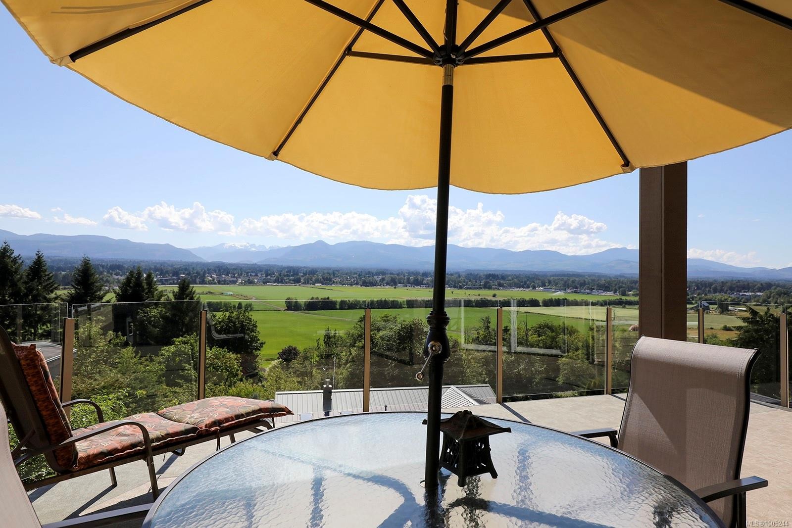 1437 Valley View Dr, Courtenay, BC