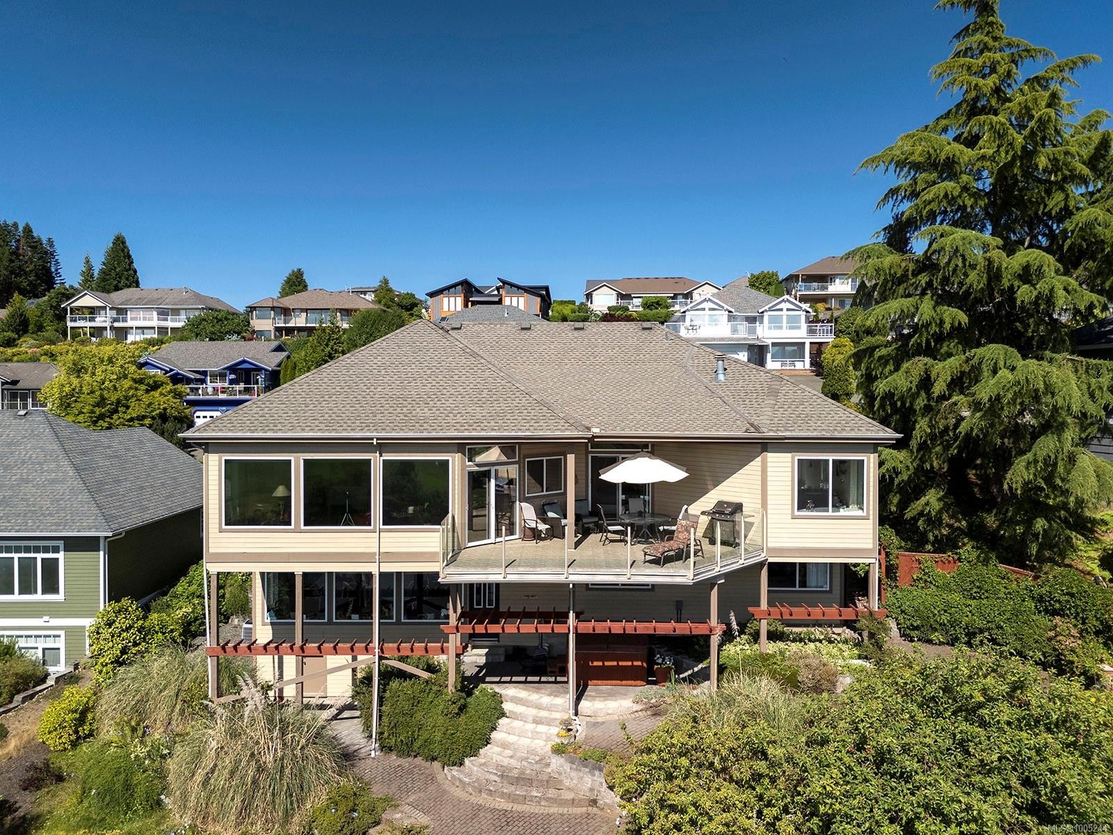 1437 Valley View Dr, Courtenay, BC