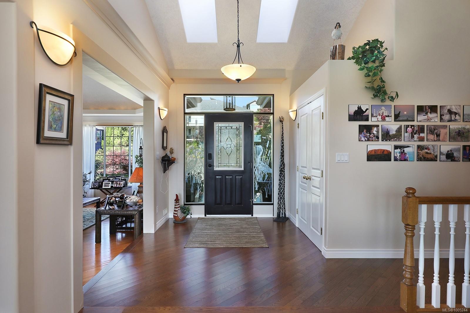 1437 Valley View Dr, Courtenay, BC