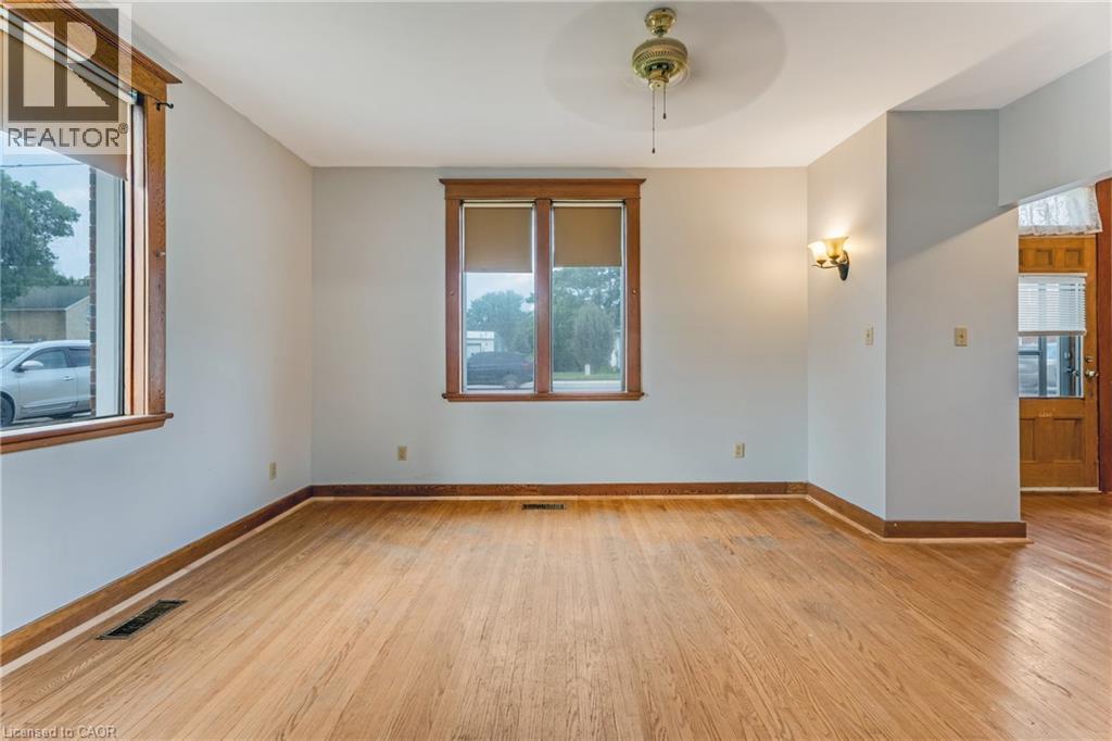 200 Elora Street S, Harriston, ON - Indoor Photo Showing Other Room