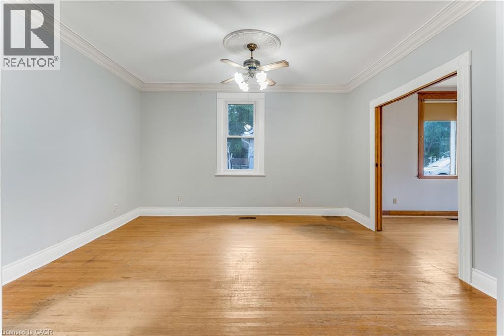 200 Elora Street S, Harriston, ON - Indoor Photo Showing Other Room