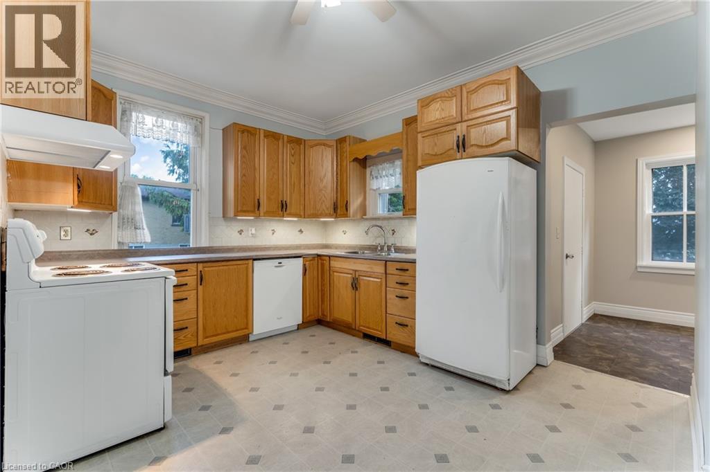 200 Elora Street S, Harriston, ON - Indoor