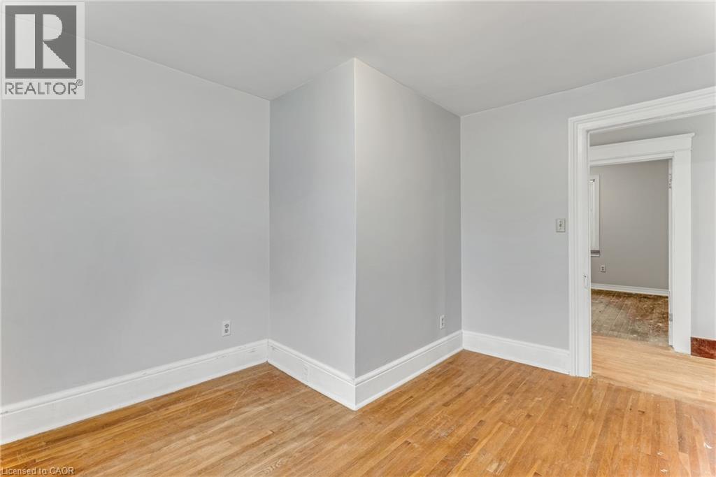 200 Elora Street S, Harriston, ON - Indoor Photo Showing Other Room