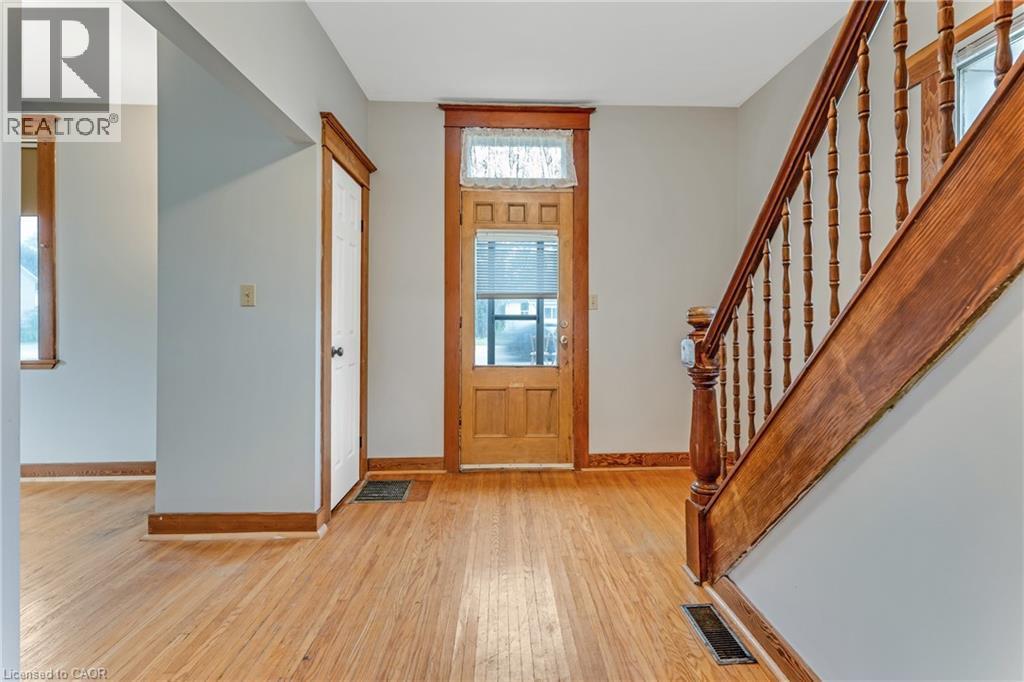 200 Elora Street S, Harriston, ON - Indoor Photo Showing Other Room