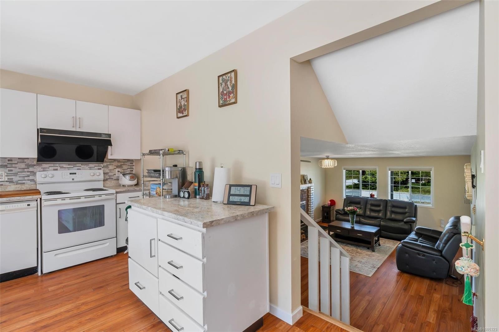 6520 Country Rd, Sooke, BC