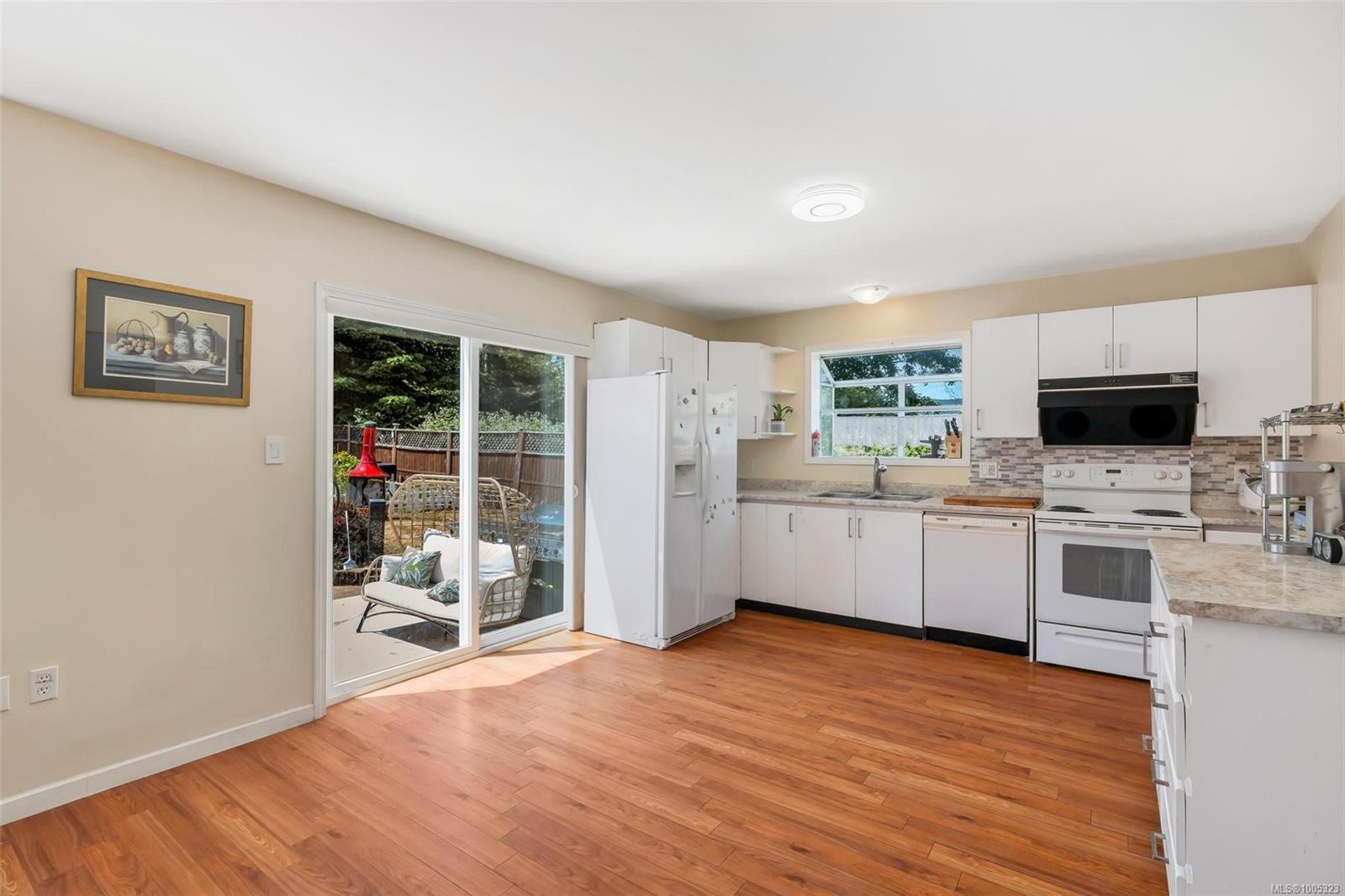 6520 Country Rd, Sooke, BC