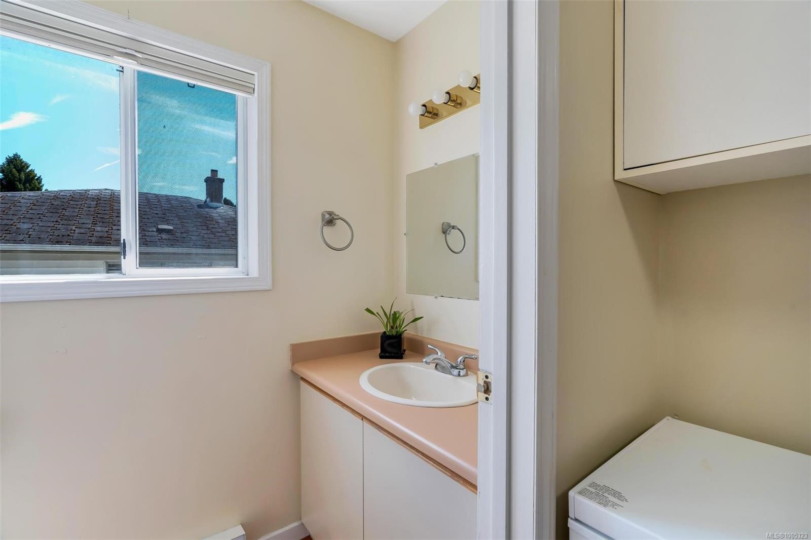 6520 Country Rd, Sooke, BC