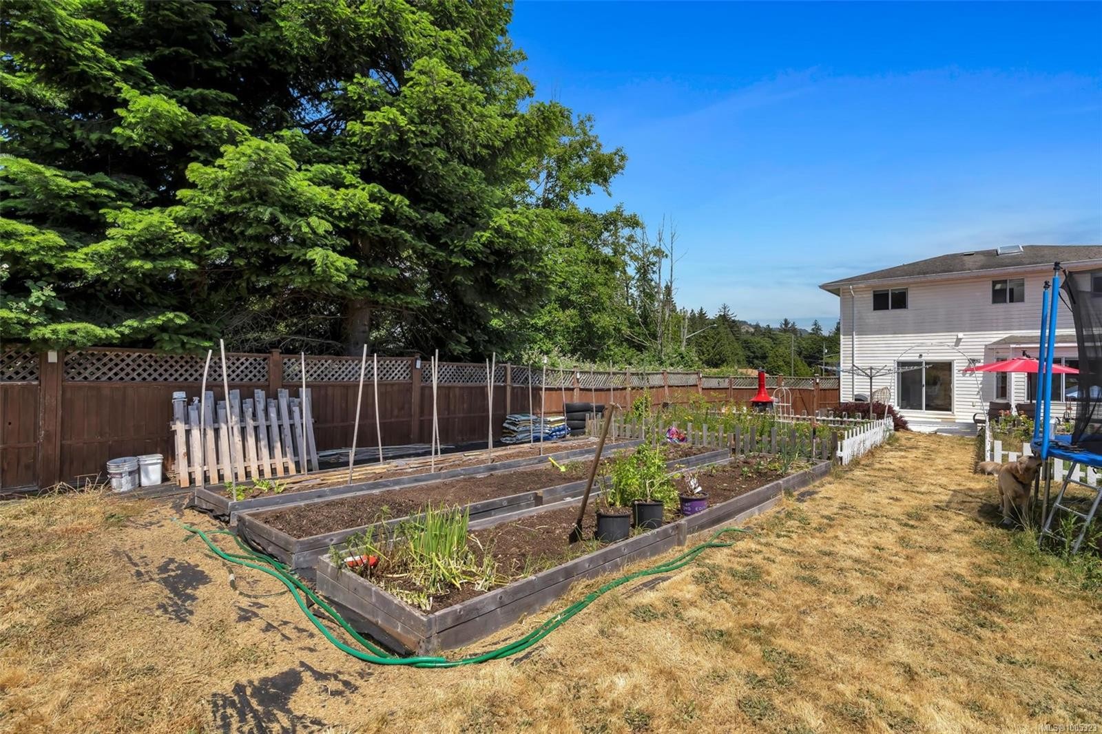 6520 Country Rd, Sooke, BC