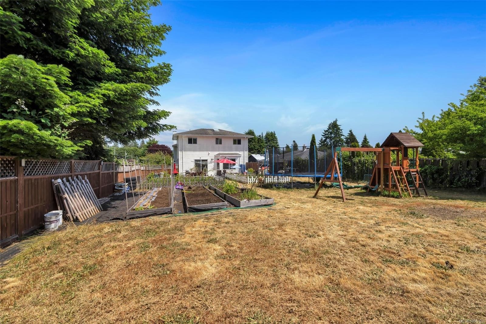 6520 Country Rd, Sooke, BC