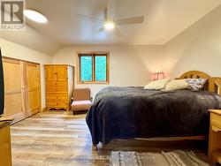 2nd bedroom with double door closets. -